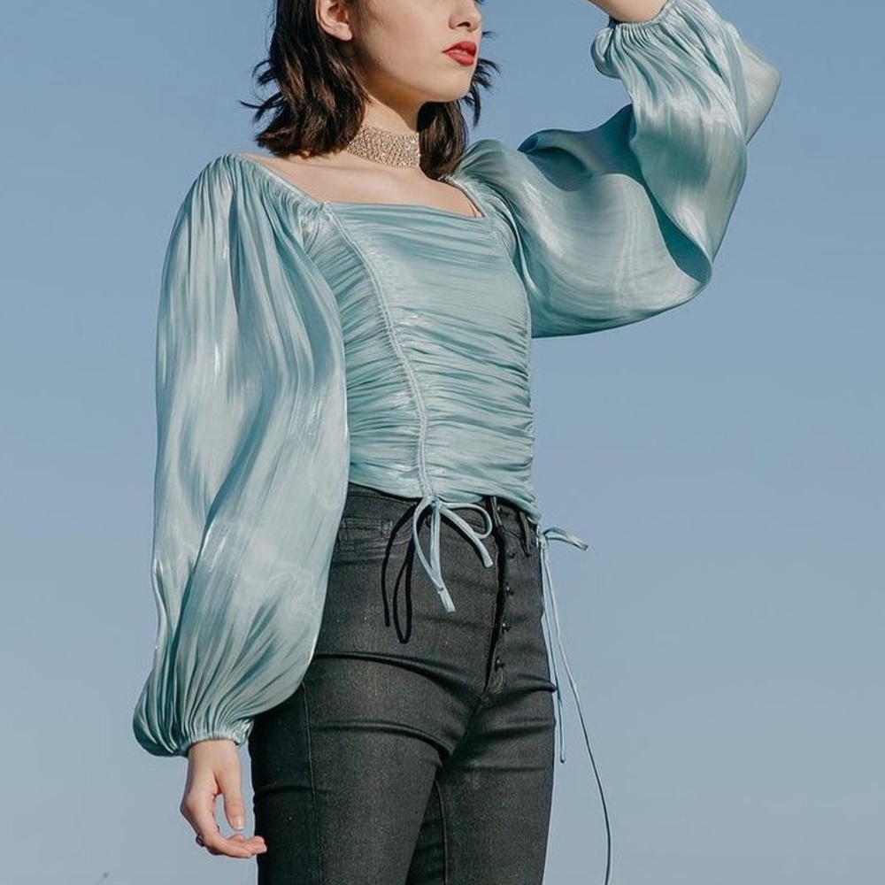 Line & Dot Silky Aqua colored blouse,  balloon sleeves & rushed bodice. size M